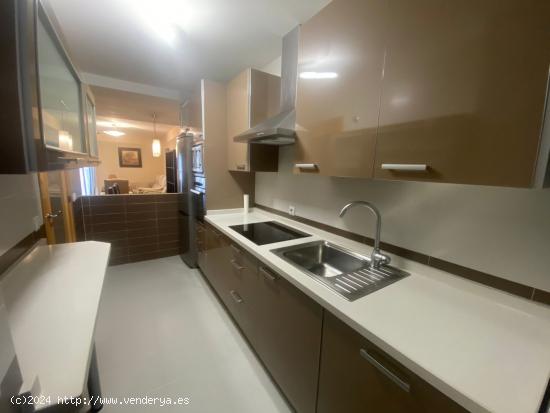 APARTAMENTO ALQUILER EN EL CENTRO - BADAJOZ