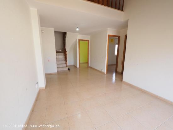 SE VENDE DÚPLEX EN TERRASSA, ZONA CAN PALET - BARCELONA