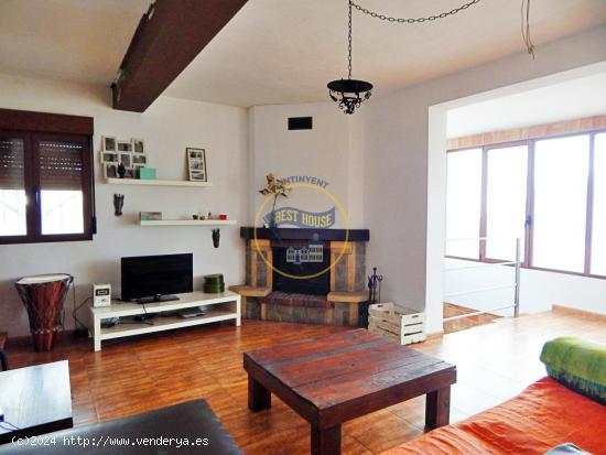 BONITA Y ACOGEDORA CASITA CON VISTAS PRIVILEGIADAS EN ALBAIDA!! - VALENCIA