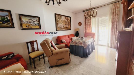 PISO AMPLIO CON ASCENSOR EN VENTA - CORDOBA