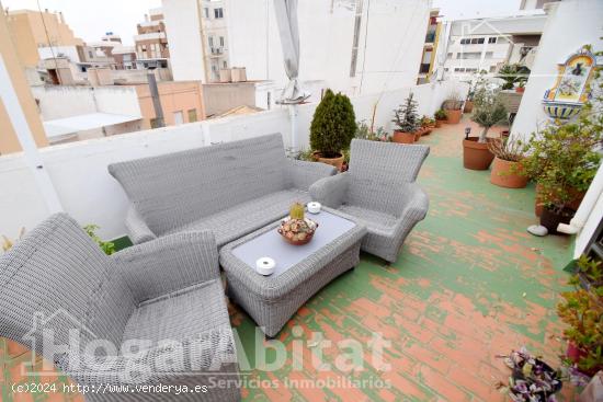 AMPLIA CASA CON LOCAL COMERCiAL, TERRAZA Y TRASTERO - CASTELLON