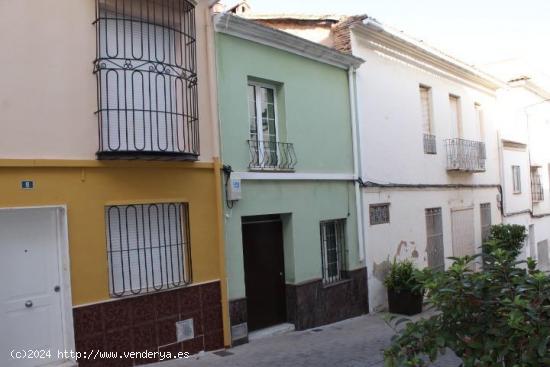 Excelente OPORTUNIDAD casa en Villalonga, en centro urbano - VALENCIA