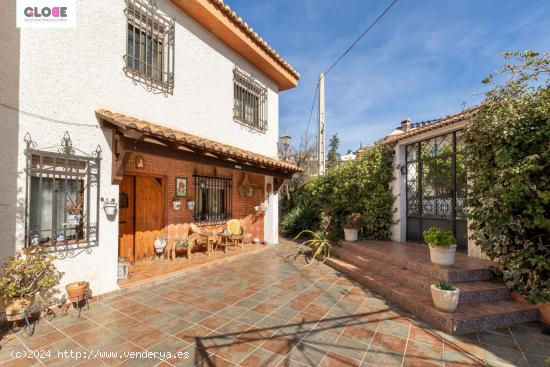 PRECIOSA E INTIMA CASA EN HUETOR VEGA A 3 MINUTOS DE GRANADA - GRANADA