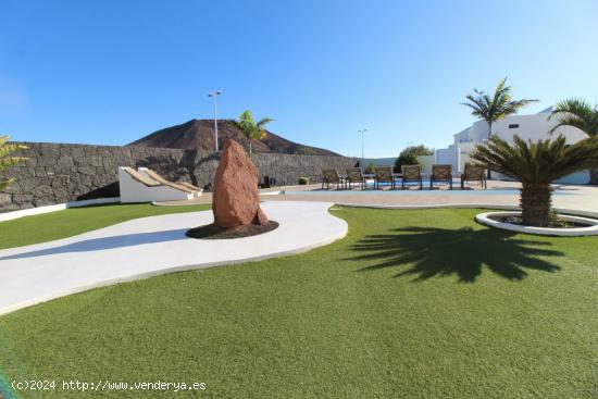 SE VENDE VILLA INDEPENDIENTE EN PLAYA BLANCA - LAS PALMAS