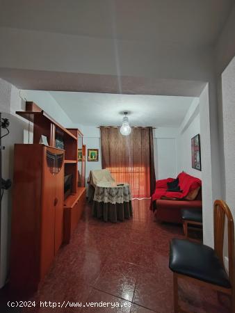 DISPONIBLE EN ALQUILER HABITACIONES PARA ESTUDIANTES EN ZONA ADARVES BAJOS - JAEN