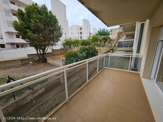 Magnífico piso con piscina comunitaria, a escasos 300 metros de la playa - TARRAGONA