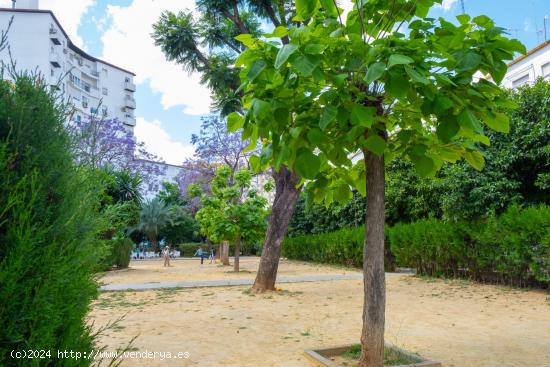 VIVIENDA EN EL PLANTINAR - SEVILLA