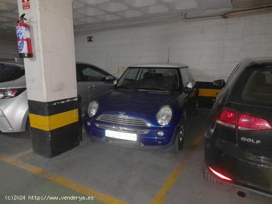  Plaza de garaje en C/ Príncipe 33 para coche pequeño - MADRID 