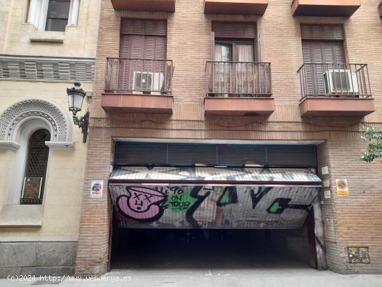 Plaza de garaje en C/ Príncipe 33 para coche pequeño - MADRID