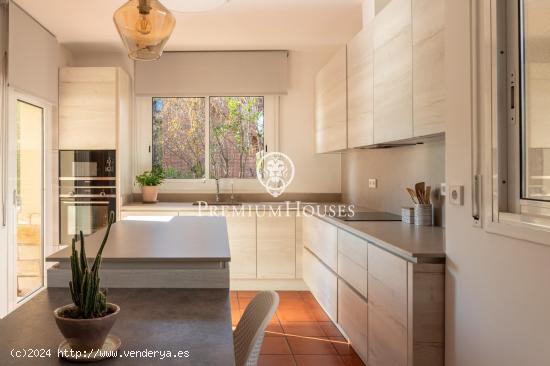 Casa con encanto a cuatro vientos con piscina a la venta en L'Aragai - BARCELONA