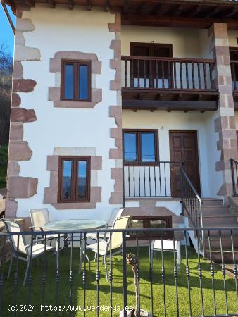 Venta de casa adosada en Redo - CANTABRIA