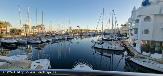 Estudio recien reformado en Puerto Marina, Benalmadena costa - MALAGA