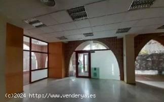 Dos locales colindantes en venta en Argüelles - MADRID