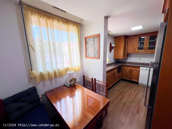 KASAURBANA ofrece en venta CHALET ADOSADO en ZONA COMUNIDADES - VALDEMORO - MADRID