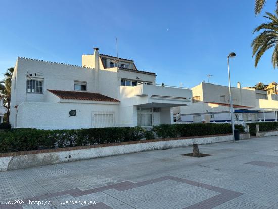 Bungalow primera linea en Playa Honda - MURCIA