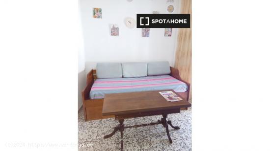 Habitación en piso compartido en Salamanca - SALAMANCA