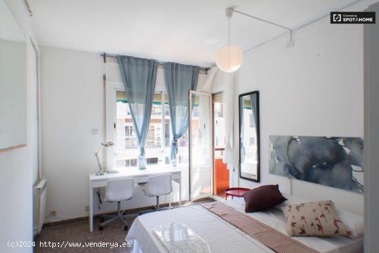  Habitación luminosa en apartamento de 5 dormitorios en L'Esquerra de l'Eixample, Barcelona - BARCEL 