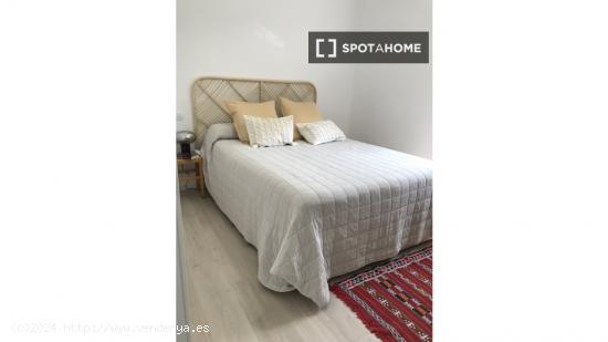 Apartamento de 2 dormitorios en alquiler en Madrid - MADRID