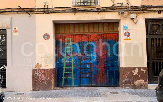 Local y nave en la zona de Juan Llorens - VALENCIA