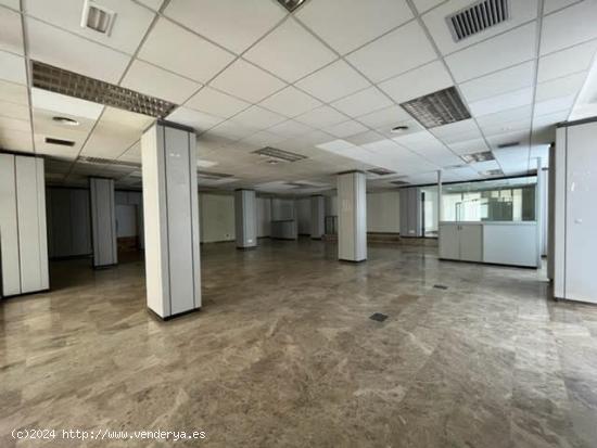 LOCAL COMERCIAL CENTRICO EN PICASSENT. VENTA Y ALQUILER! - VALENCIA