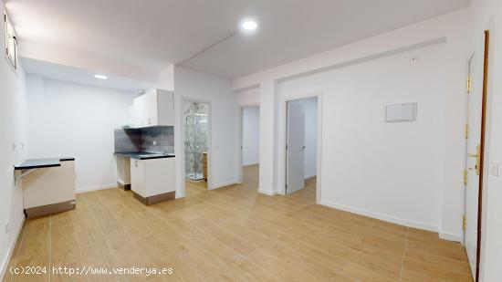  SERVICHECK VENDE PRECIOSO PISO DE DOS HABITACIONES EN LA ZONA DE HORTALEZA - MADRID 