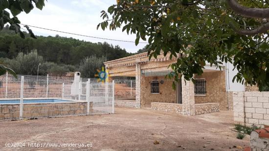 Chalet en venta en L'Olleria - VALENCIA