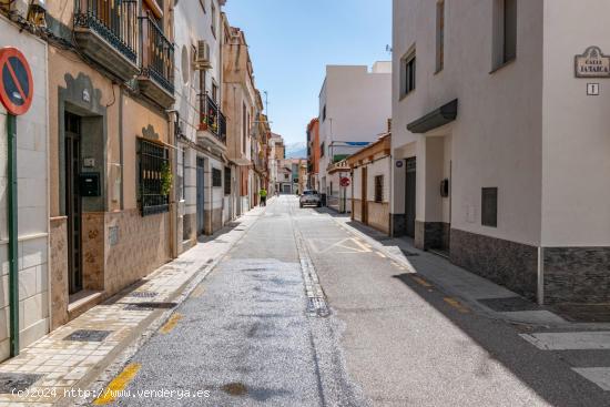 Magnífica Casa en Venta Cerca del PTS - GRANADA