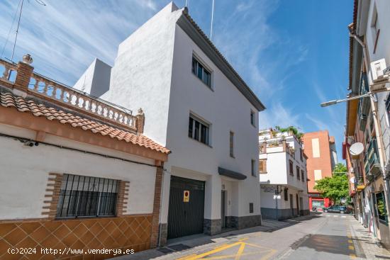 Magnífica Casa en Venta Cerca del PTS - GRANADA