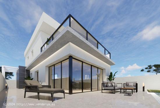 VILLA DE OBRA NUEVA EN PILAR DE LA HORADADA - ALICANTE