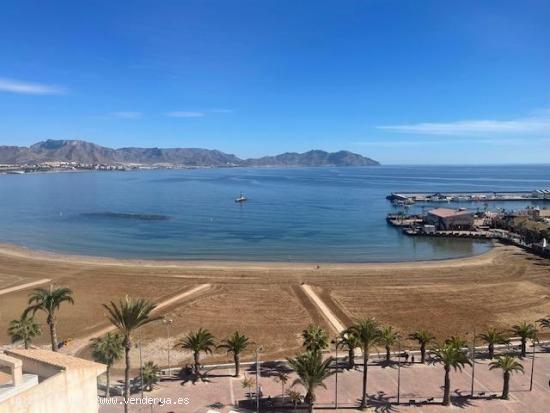 FANTÁSTICO PISO EN PRIMERA LÍNEA DE PLAYA - MURCIA