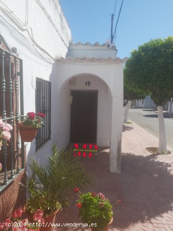 Casa-Chalet en Venta en Algallarin Córdoba