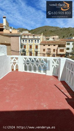 SE VENDE CASA EN LIETOR DE 2 HABITACIONES POR 60000€