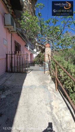 SE VENDE CASA CUEVA EN RIBERA DE CUBAS DE 4 HABITACIONES POR 52000€