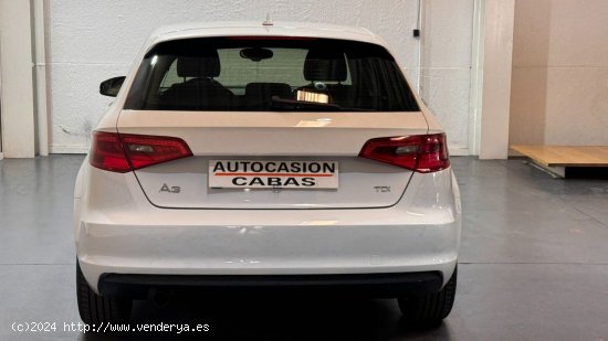 Audi A3 Sportback 1.6 TDI 105cv Ambition - Gelves