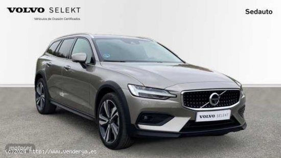 Volvo V 60 V60 Cross Country, D4 AWD automatico de 2021 con 98.329 Km por 36.500 EUR. en Murcia