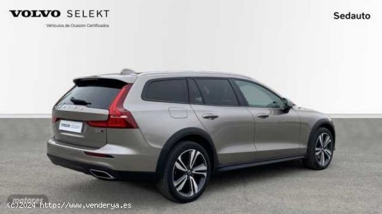 Volvo V 60 V60 Cross Country, D4 AWD automatico de 2021 con 98.329 Km por 36.500 EUR. en Murcia