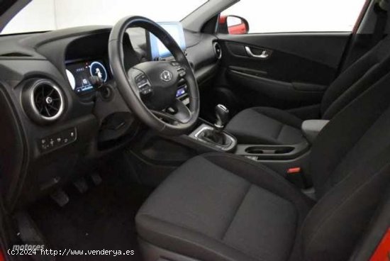 Hyundai Kona 1.0 TGDI Maxx 4x2 de 2023 con 24.147 Km por 21.900 EUR. en Cadiz