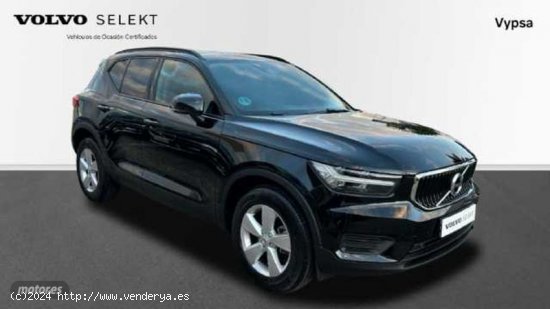 Volvo XC40 1.5 T2 MOMENTUM CORE 129 5P de 2021 con 48.550 Km por 30.300 EUR. en Cordoba