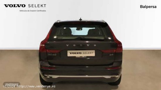 Volvo XC 60 XC60 Plus, B4 (diesel), Diesel, Bright de 2022 con 150 Km por 53.890 EUR. en Ourense