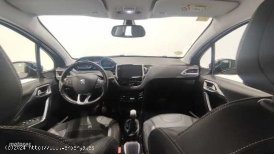 Peugeot 2008 2008 1.6 BlueHDI S&S Allure 120 de 2015 con 78.700 Km por 10.900 EUR. en Barcelona