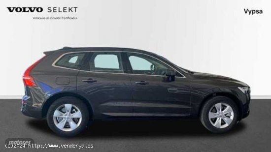 Volvo XC 60 2.0 B4 D CORE AUTO 197 5P de 2022 con 16.463 Km por 41.900 EUR. en Malaga