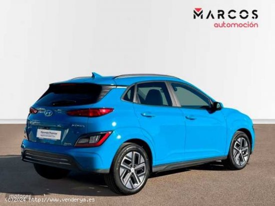 Hyundai Kona Electric Maxx 100kW de 2023 con 5.200 Km por 34.900 EUR. en Valencia