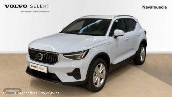  Volvo XC40 XC40 Recharge Core, T4 plug-in hybrid, Electrico/Gasolina, Bright de 2023 con 13 Km por 4 