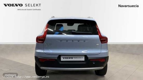 Volvo XC40 XC40 Recharge Core, T4 plug-in hybrid, Electrico/Gasolina, Bright de 2023 con 13 Km por 4