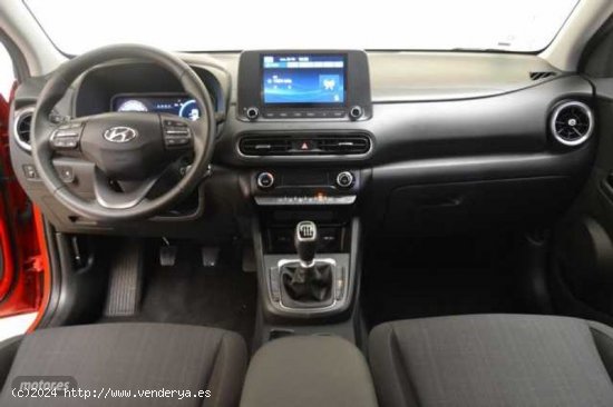 Hyundai Kona 1.0 TGDI Maxx 4x2 de 2023 con 21.521 Km por 19.900 EUR. en Valencia