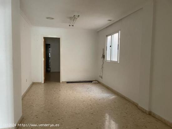 SECTOR 5, ENTRESUELO COMERCIAL NO APTO PARA VIVIENDA - ALICANTE