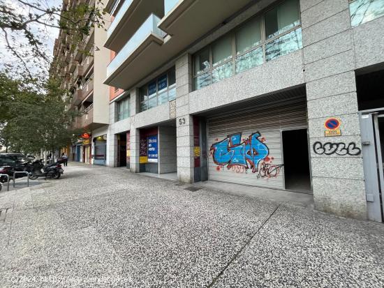 LOCALES COMERCIALES A LA VENTA Y PLAZA DE GARAJE EN CESÁREO ALIERTA. ZARAGOZA - ZARAGOZA