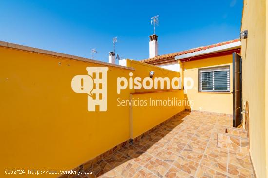 Venta de casa en Humilladero - MALAGA