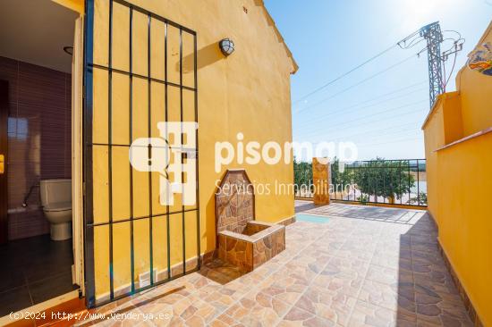 Venta de casa en Humilladero - MALAGA