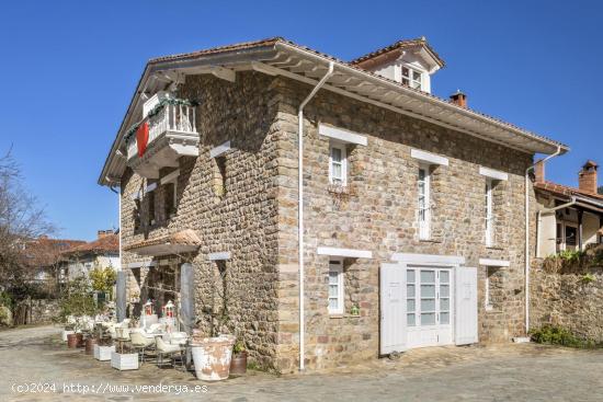 CASA DE PIEDRA EN SELORES - CANTABRIA